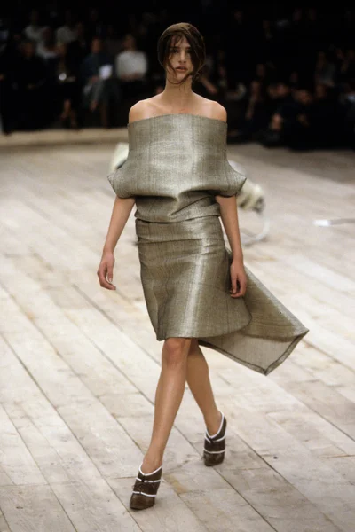 Look 54
